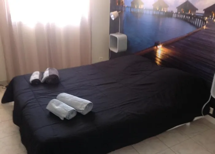 Nyaraló Bord De 8pers Piscine Au Sel Chauffee *